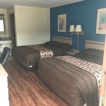 Regal Inn Onley Экстерьер фото